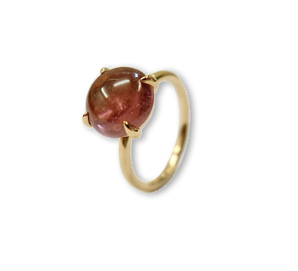 Rosé golden ring with pink tourmaline