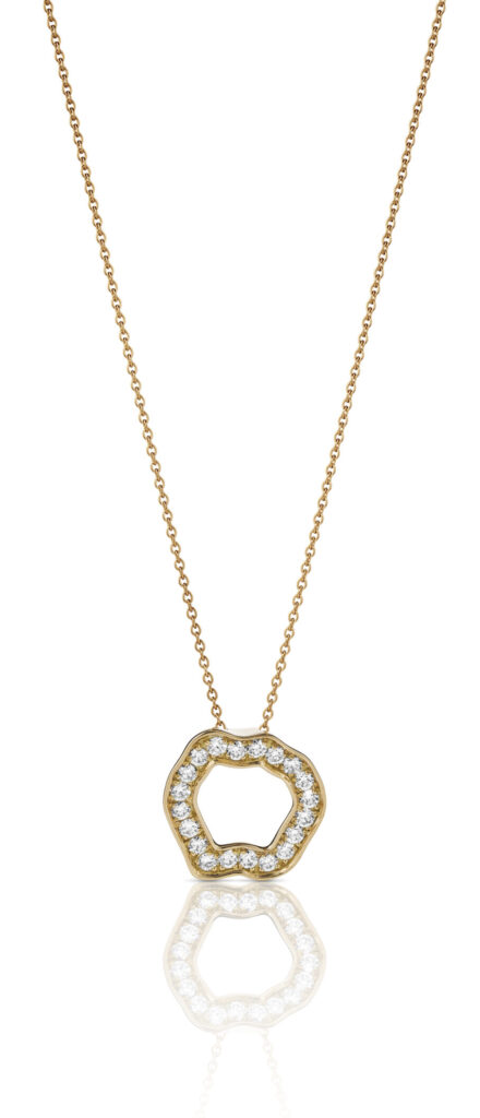 Rosé golden necklace with diamonds