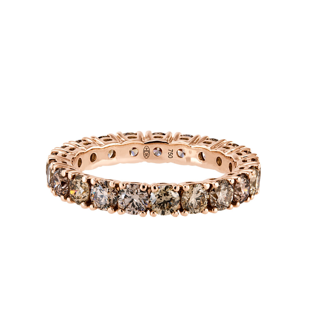 18 carat golden ring with champagne diamonds