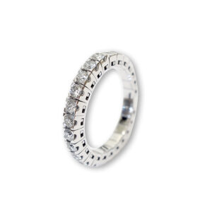 White golden flex ring with diamonds