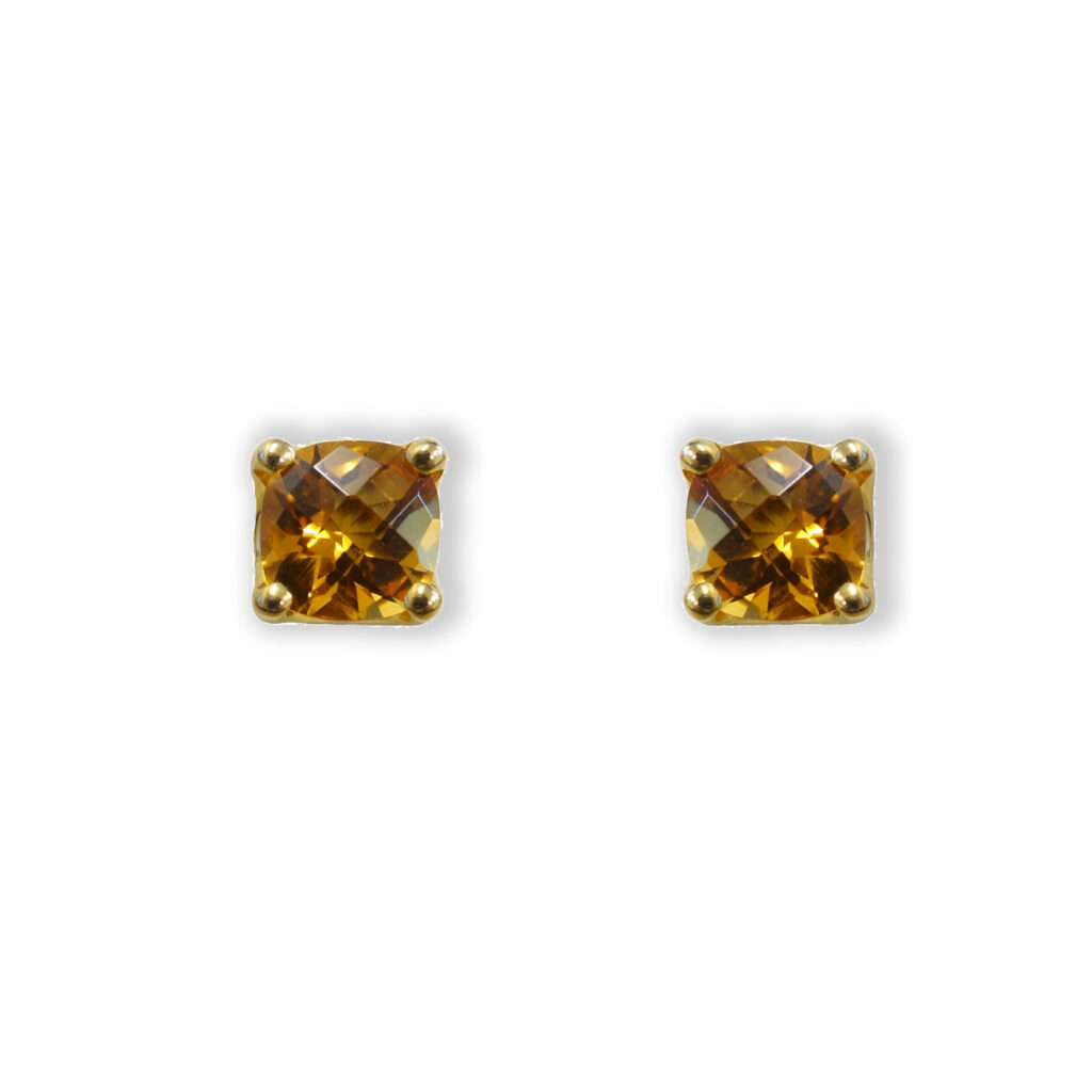 Yellow golden earstuds with citrine