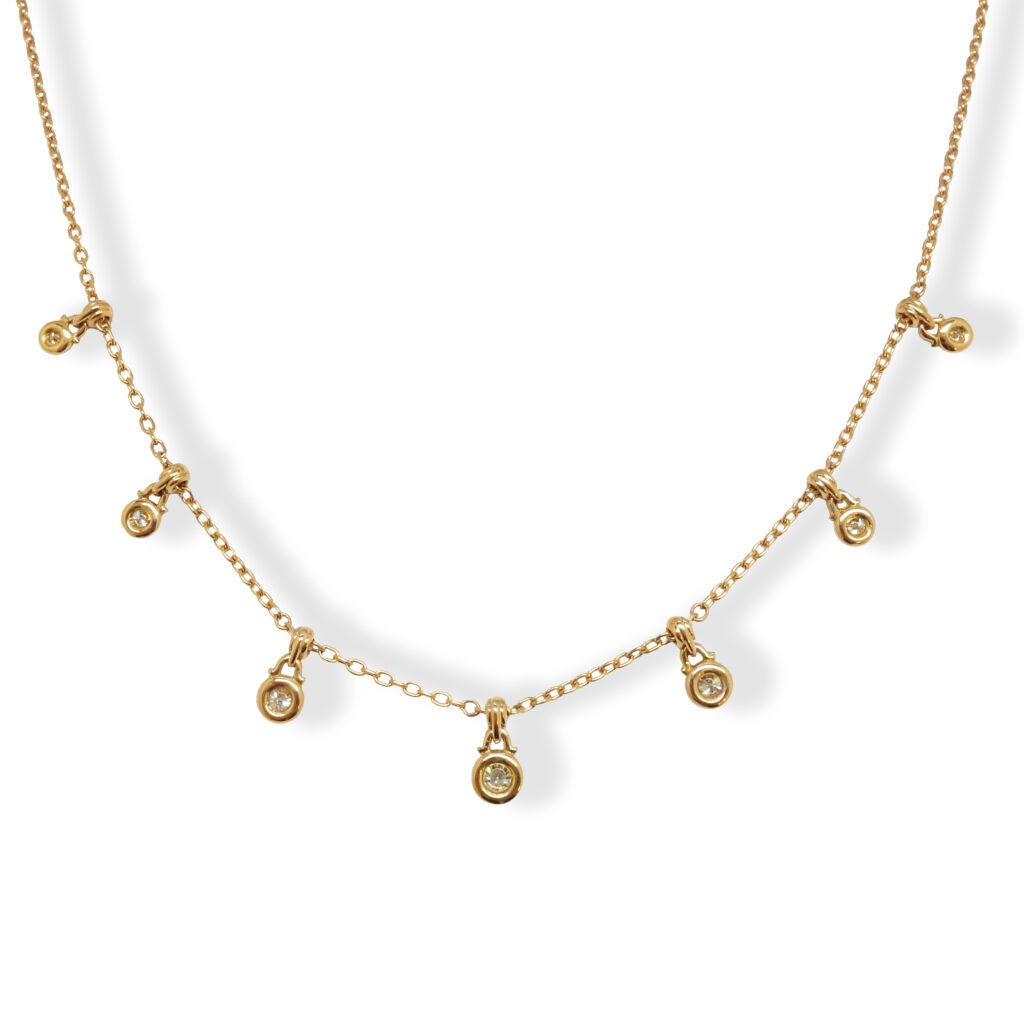 Rosé golden necklace with diamonds