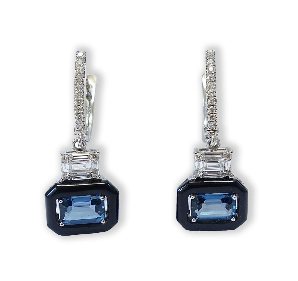 White golden Art Deco earrings with onyx, London Blue topaz and diamonds