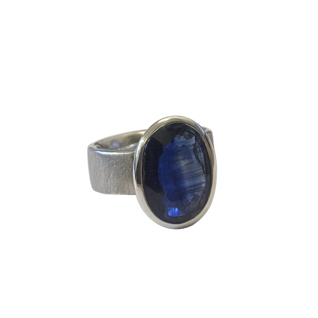 Silver ring with blue kyanite