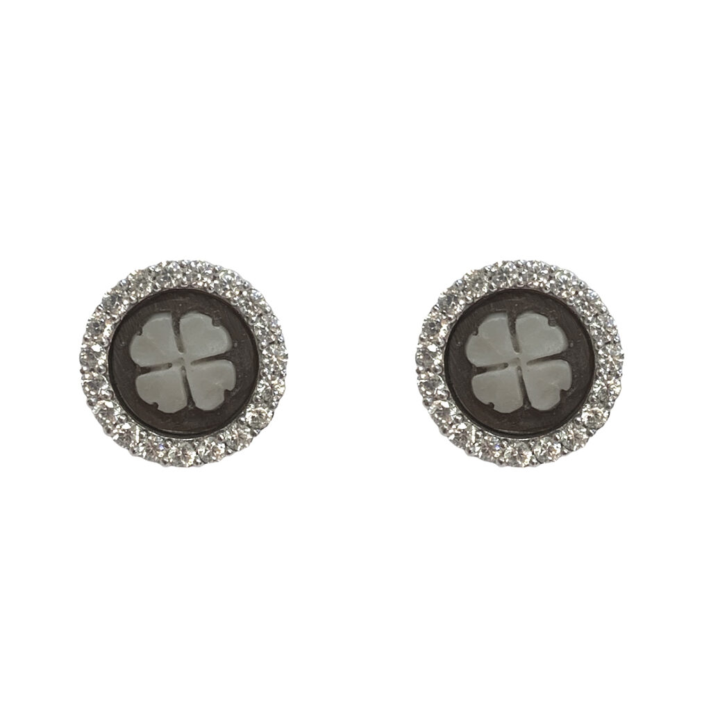Silver earstuds