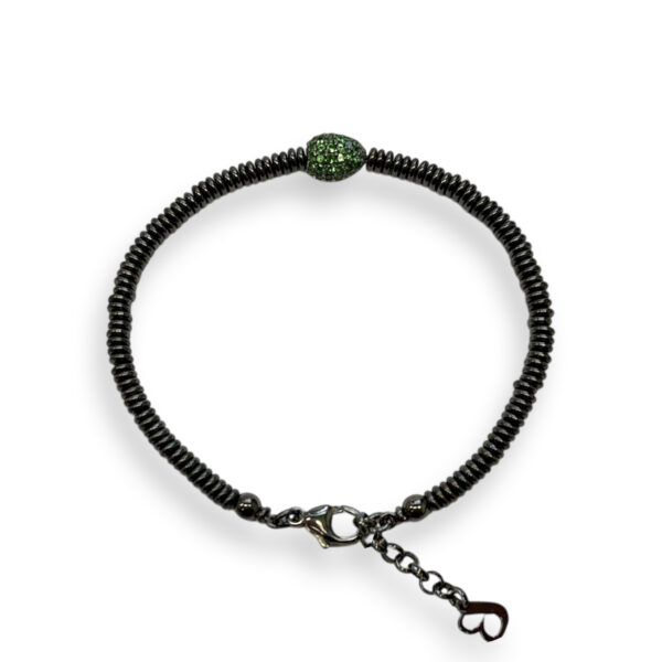 Silver bracelet with tsavorite