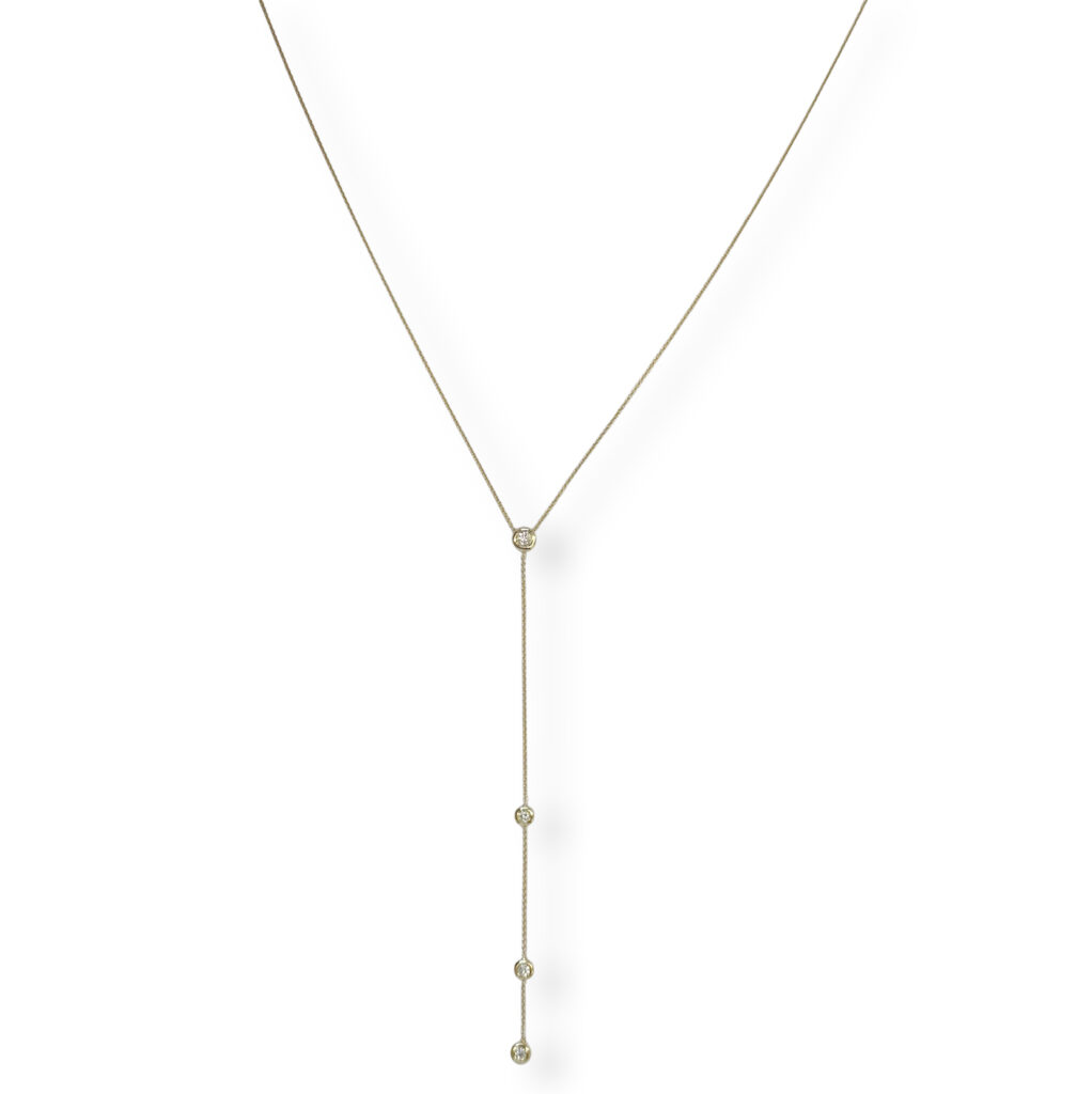 Yellow golden necklace with diamonds